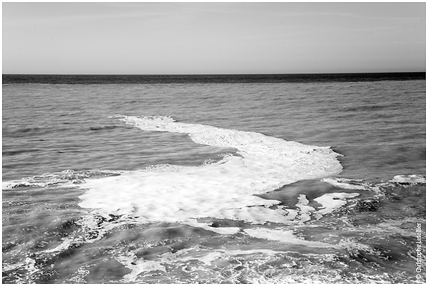 Photographie d'cume marin  la surface de la mer. © 2010 Christophe Letellier tous droits réservés. Reproduction interdite sans autorisation.