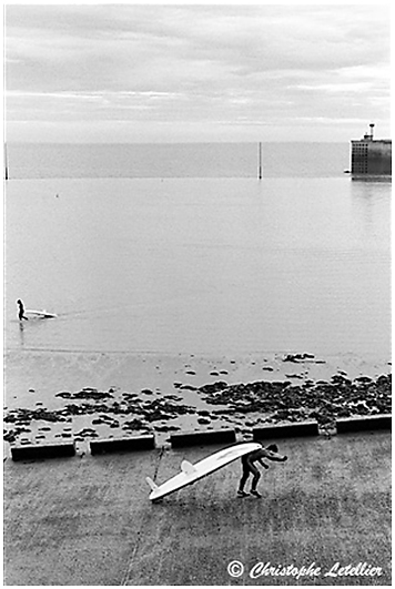 Le fardeau. &copy;  2007 Christophe Letellier, tous droits r&eacute;serv&eacute;s. Pour revenir &agrave; la galerie, cliquez sur la photo.